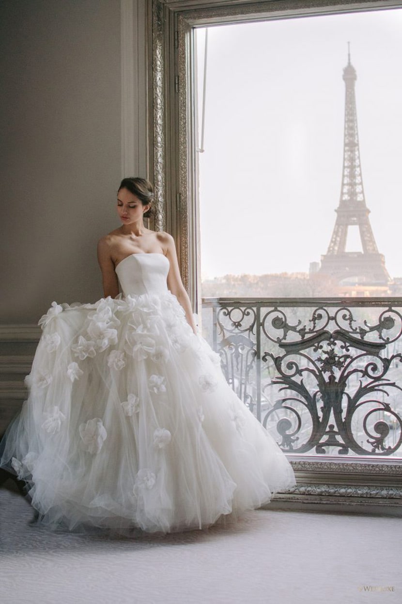 Tour Eiffel en toile de fond pour un mariage chic à Paris