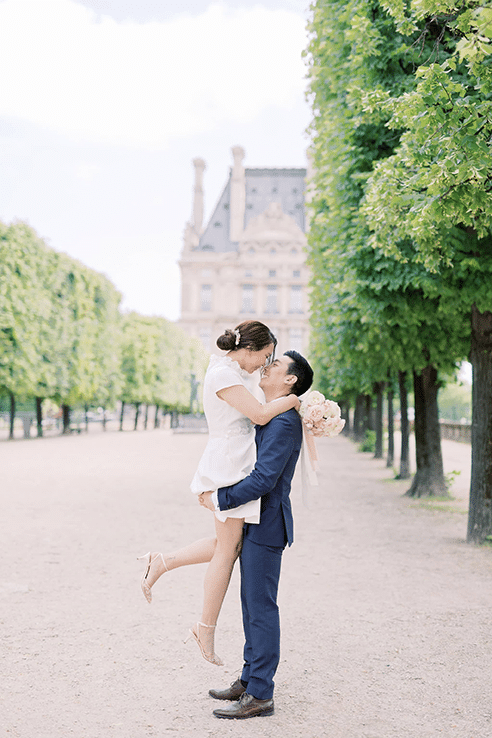 seance photo elopment mariage romantique à Paris