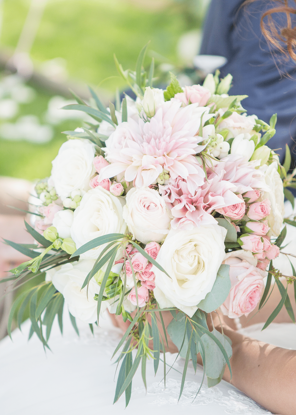 création pour les fleurs du grand jour